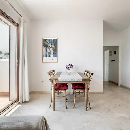 דירה 2 Bedroom Close To The Sea אסטפונה