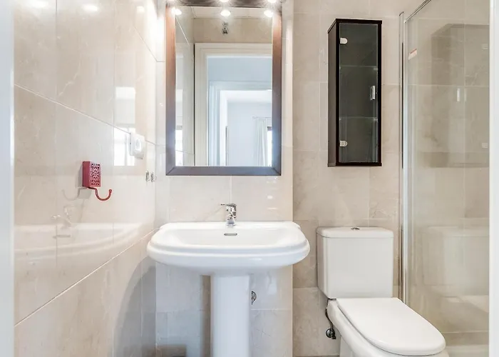 דירה 2 Bedroom Close To The Sea *