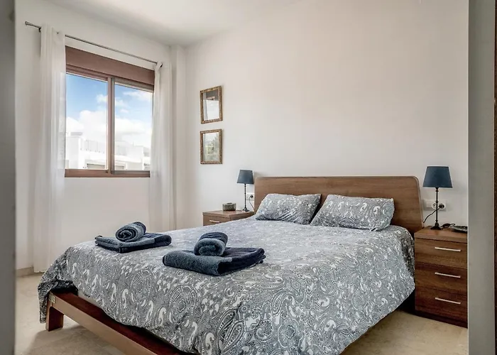 דירה 2 Bedroom Close To The Sea אסטפונה